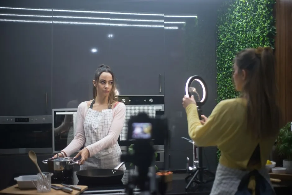 Cómo colocar el aro de luz para que no salgan reflejos en las gafas